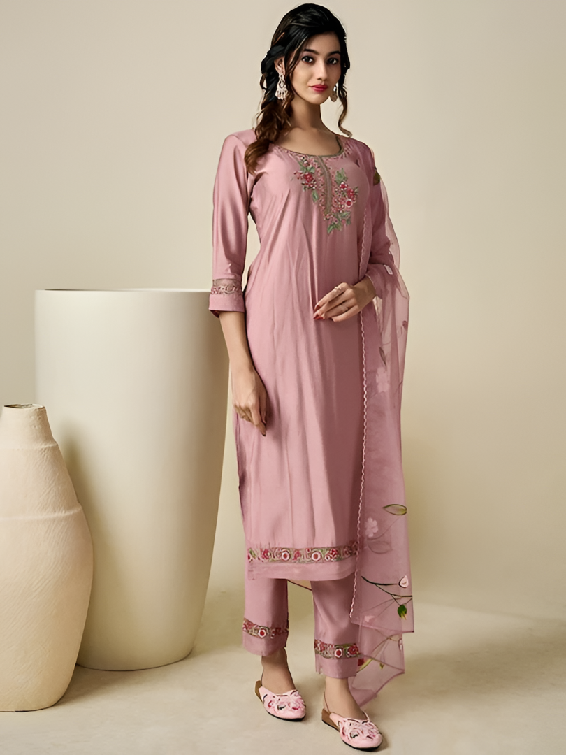 Beautiful Peach Embroidered Kurta Set with Scalloped Hem Trousers and Floral Printed Sheer Dupatta