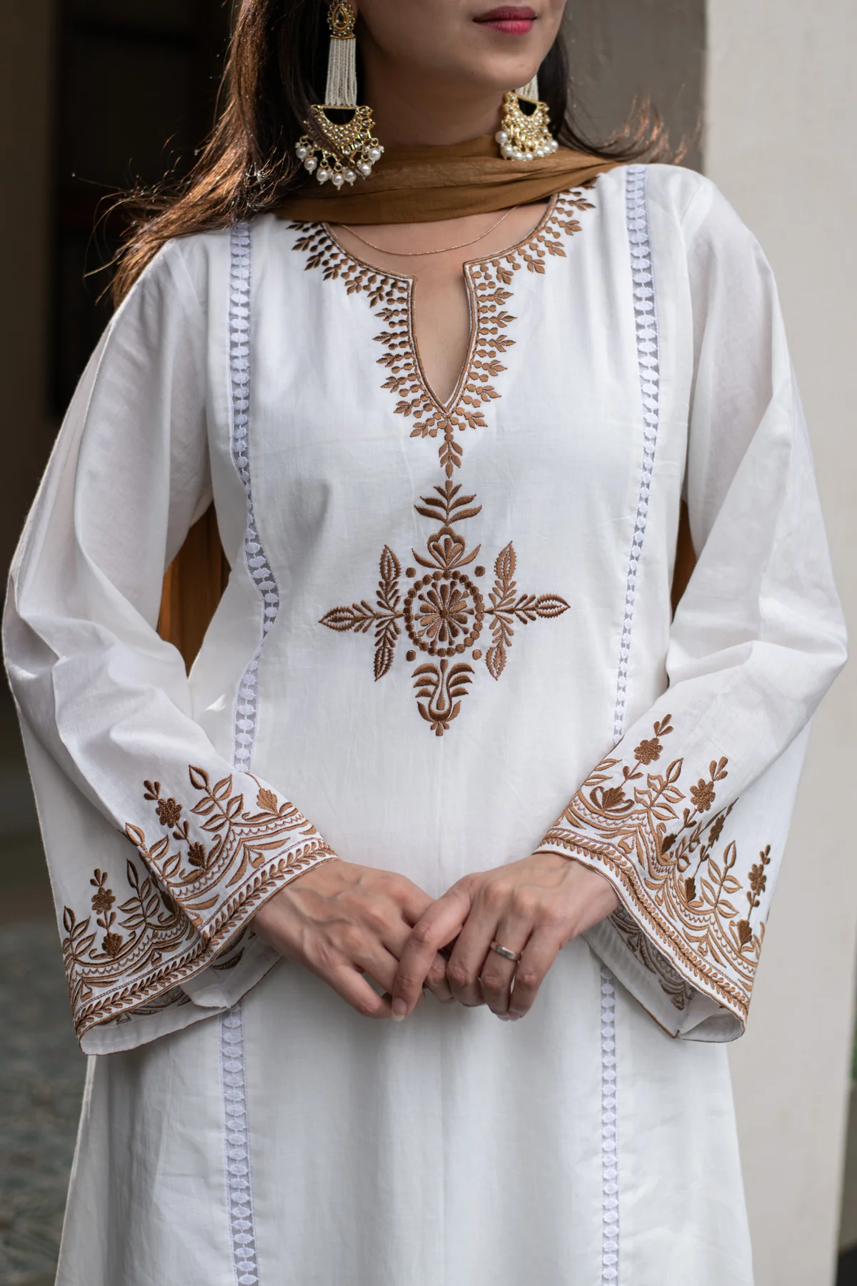 Elegant White Embroidered Kurta Palazzo Dupatta Set For Women With Ombre Shaded Dupatta
