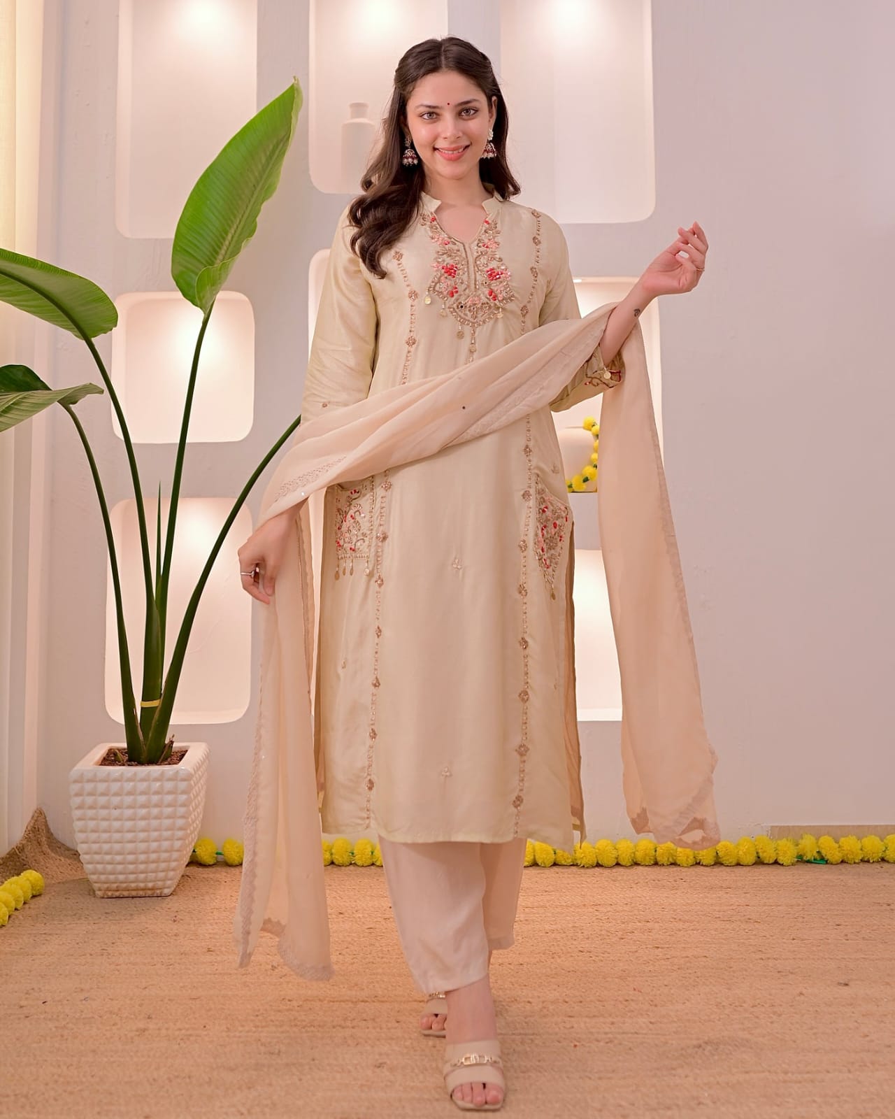 Women’s Embroidered Kurta Pant Dupatta Set With Floral Thread Work & Elegant Detailing