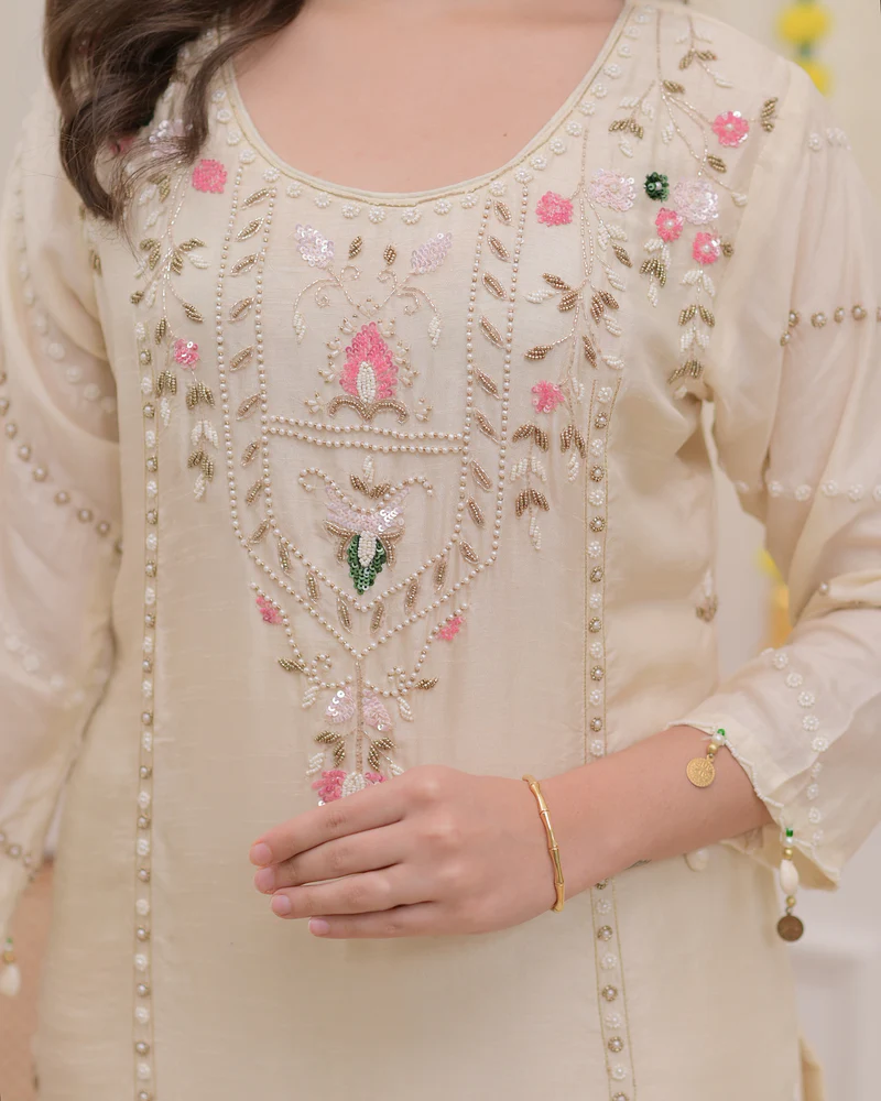 Premium Festive Kurta Set with Intricate Embroidery and Elegant Ethnic Appeal