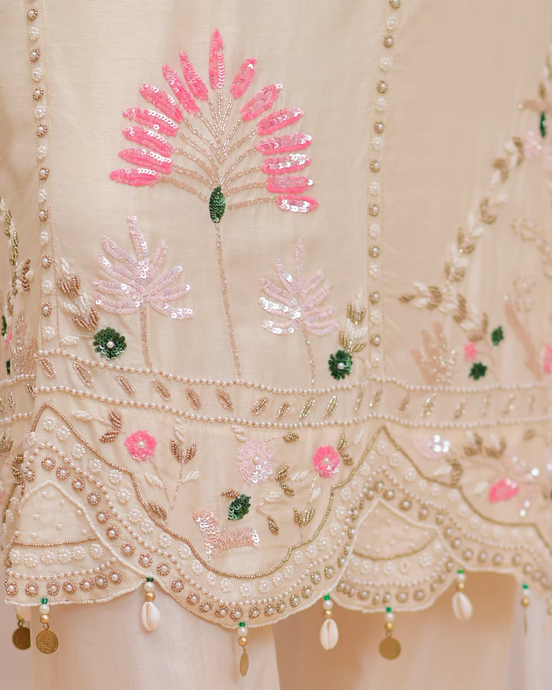 Premium Festive Kurta Set with Intricate Embroidery and Elegant Ethnic Appeal