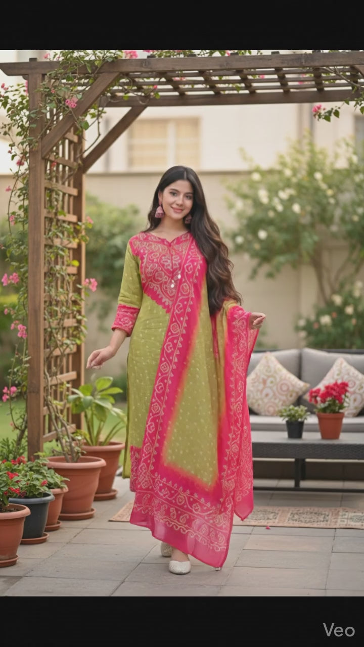 Graceful Bandhani Kurta Set with Traditional Patterns and Elegant Dupatta