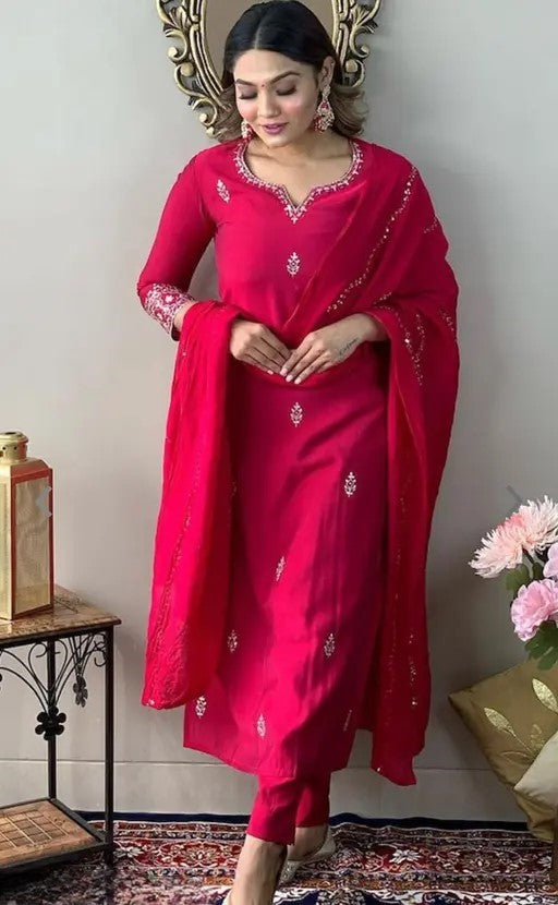 Royal Rani Pink Pure Silk Kurta Set With Zardosi Embroidery & Matching Chiffon Dupatta